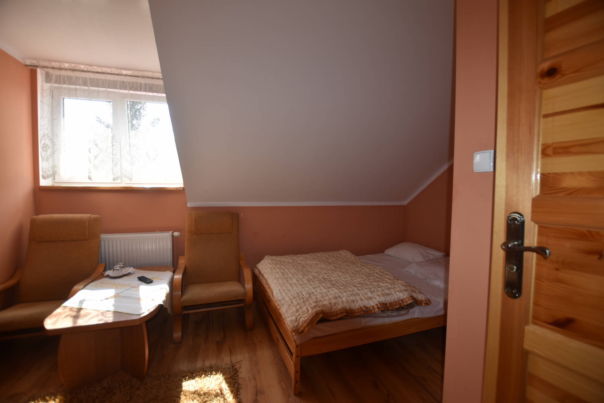 Komfortowy pokój hotelowy — nocleg Wałcz DK10